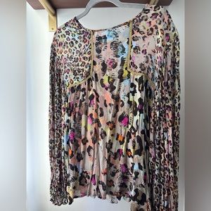 Hi ^ NK multi-color cheetah Blouse